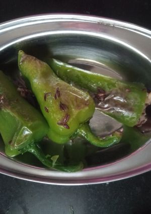 ભરેલા મરચા રેસીપી મુખ્ય ફોટો