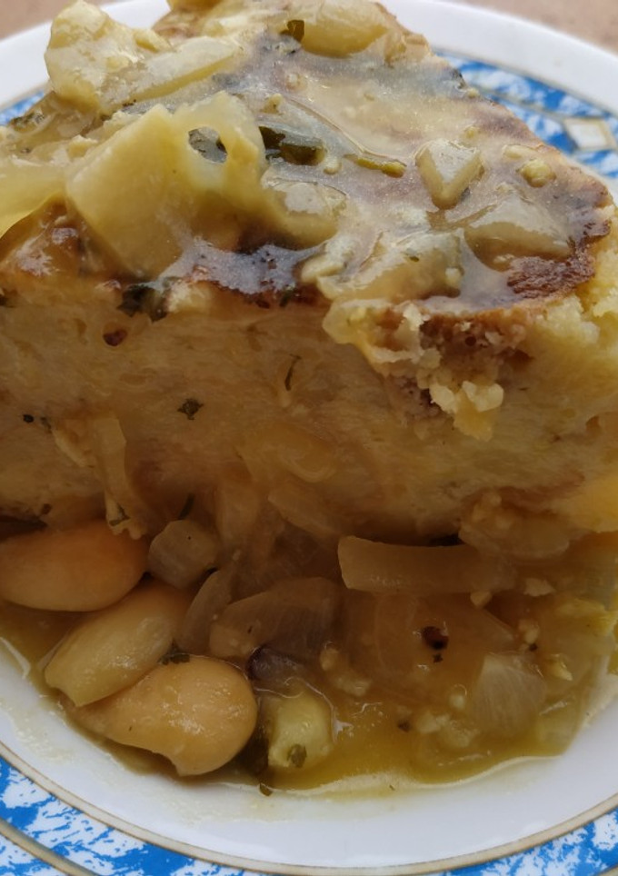 Una foto de Tortilla en salsa