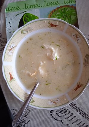 Una foto de Sopa de sémola con huevo