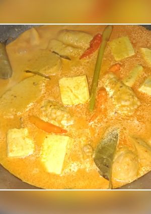 Foto resep Bumbu rujak tahu tempe gembus javanese food banget 😅