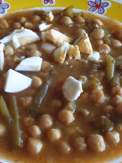 Una foto de Garbanzos con tagarninas