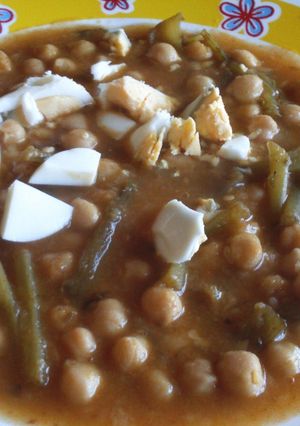 Una foto de Garbanzos con tagarninas