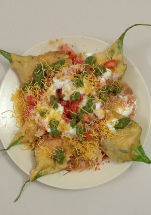 પાલક પકોડા ચાટ (Palak Pakoda Chaat Recipe in gujarati) રેસીપી મુખ્ય ફોટો