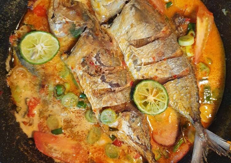 Resep Gulai Ikan Asam Pedas oleh meisjnana - Cookpad