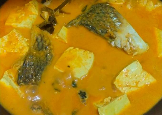 Gulai tahu ikan mas