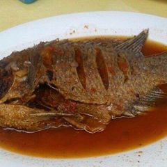 A picture of Fish stew.