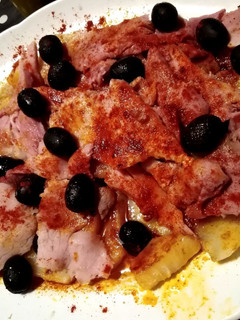 Una foto de Ensalada de lacón con patatas