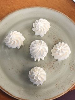 A picture of Whip Cream.