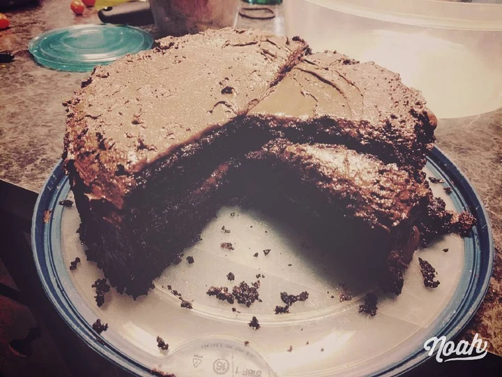 Easy Steps to Prepare Recipes 2 layer chocolate cake the Awesome  Can Pamper Your Tongue.