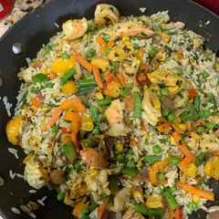 A picture of Basmatic fried rice.