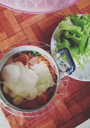 รูปของ มาม่าหม้อไฟเกาหลี