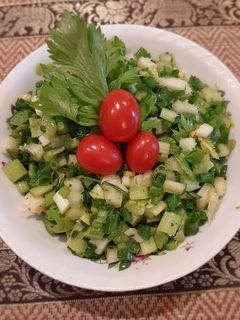 عکسی از دستور سالاد کرفس