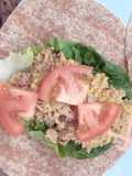 Wrap saludable de atún y aguacate