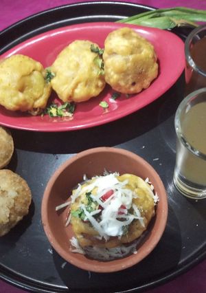 A picture of Panipuri pakoda.