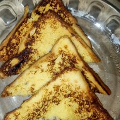 A picture of French toast.