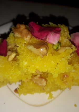 કોકોનટ હલવો (Coconut Halwa Recipe In Gujarati) રેસીપી મુખ્ય ફોટો