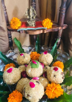 A picture of Laddoo.