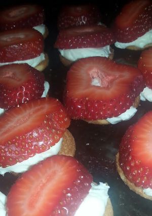 A picture of Cheesecake Spinners.