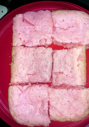 A picture of Strawberry brownies.