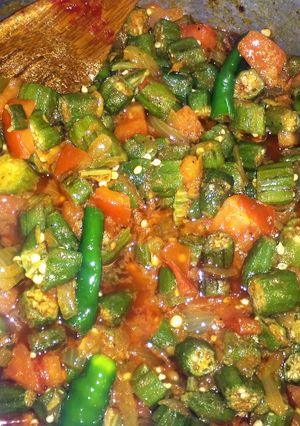 A picture of okra gravy.