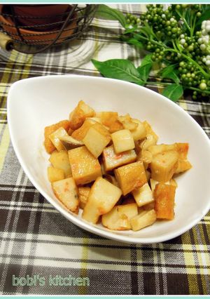 A picture of Satsumaage Fish Cakes and King Oyster Mushroom Cubes.