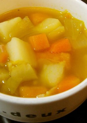 A picture of Easy Vegetable Soup Made with Stock Cubes.