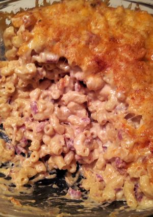 A picture of Honey Ham Mac 'N Cheese Bake.