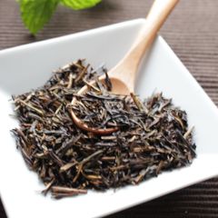 Hoji-cha (Roasted Green Tea) A picture of Hoji-cha (Roasted Green Tea).