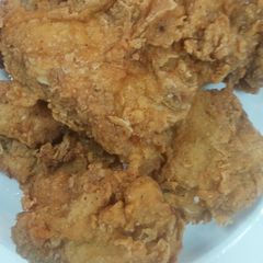 A picture of Dairy free fried chicken.