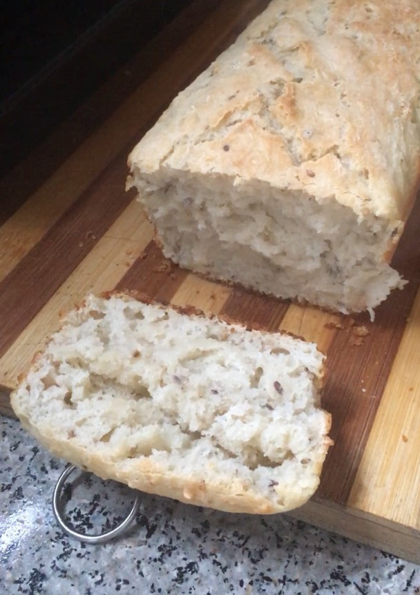 Una foto de Pan casero SIN AMASADO