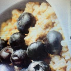 A picture of Almond Butter And Blueberry Oatmeal.