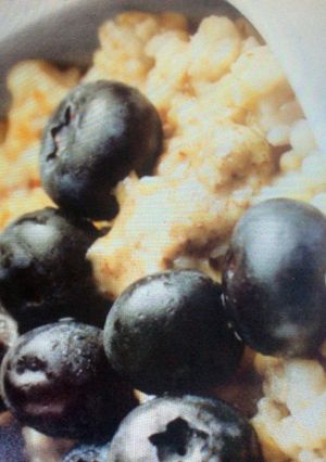 A picture of Almond Butter And Blueberry Oatmeal.