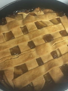 A picture of Lattice Apple Pie.