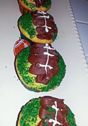 A picture of Game Day Football Cupcakes.
