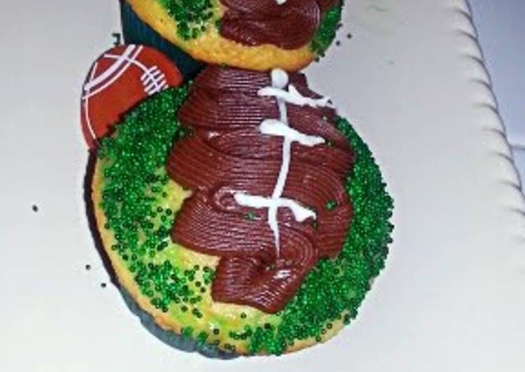 Game Day Football Cupcakes Game Day Football Cupcakes