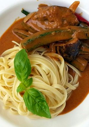 A picture of Thai Red Vegetables Curry Linguine.