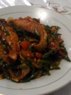 A picture of Stingray with Spicy Soyben Fermented Sauce.