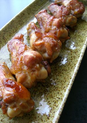 A picture of Easy Garlic and Soy Sauce Baked Chicken Drumettes.