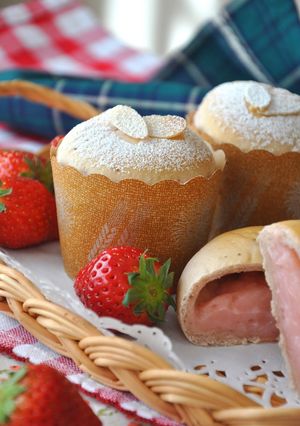 A picture of Strawberry Cream Bread.