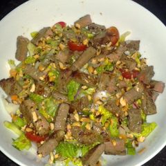 A picture of Spicy Beef Salad.