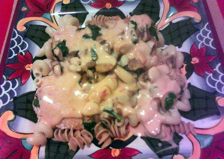 Recipe of Favorite Mushroom and Spanish chicken pasta