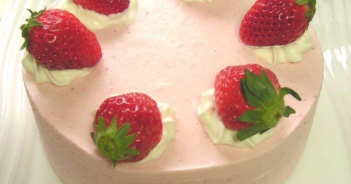SpringColored Strawberry Mousse Cake Recipe by cookpad.japan Cookpad