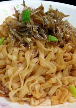 A picture of Singapore Dry Noodle (Mee Pok).