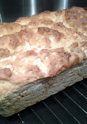 A picture of Hj's Beer Bread.