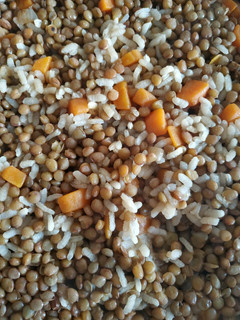 Una foto de Potaje de lentejas y arroz