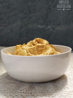 Una foto de Mousse de dulce de leche