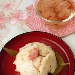 A picture of Steamed Sakura Buns for a Spring Aduki Filling.