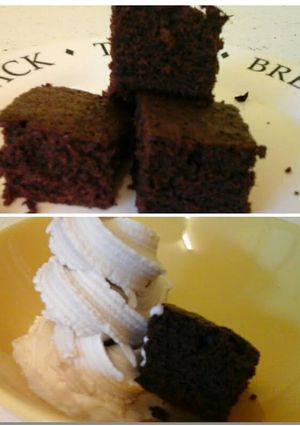A picture of Triple Chocolate Crispie Brownies :chef.