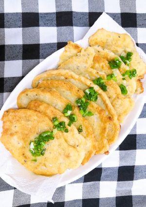 Hình của món Cá cơm chiên bột.