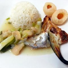 A picture of Salmon in Lychee Sauce.